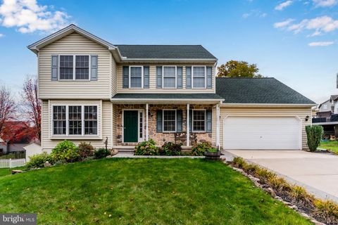 Photo of 511 N Reeser Drive, YORK HAVEN, PA 17370 (MLS # PAYK2092246) Photo of 511 N Reeser Drive, YORK HAVEN, PA 17370 (MLS # PAYK2092246)
