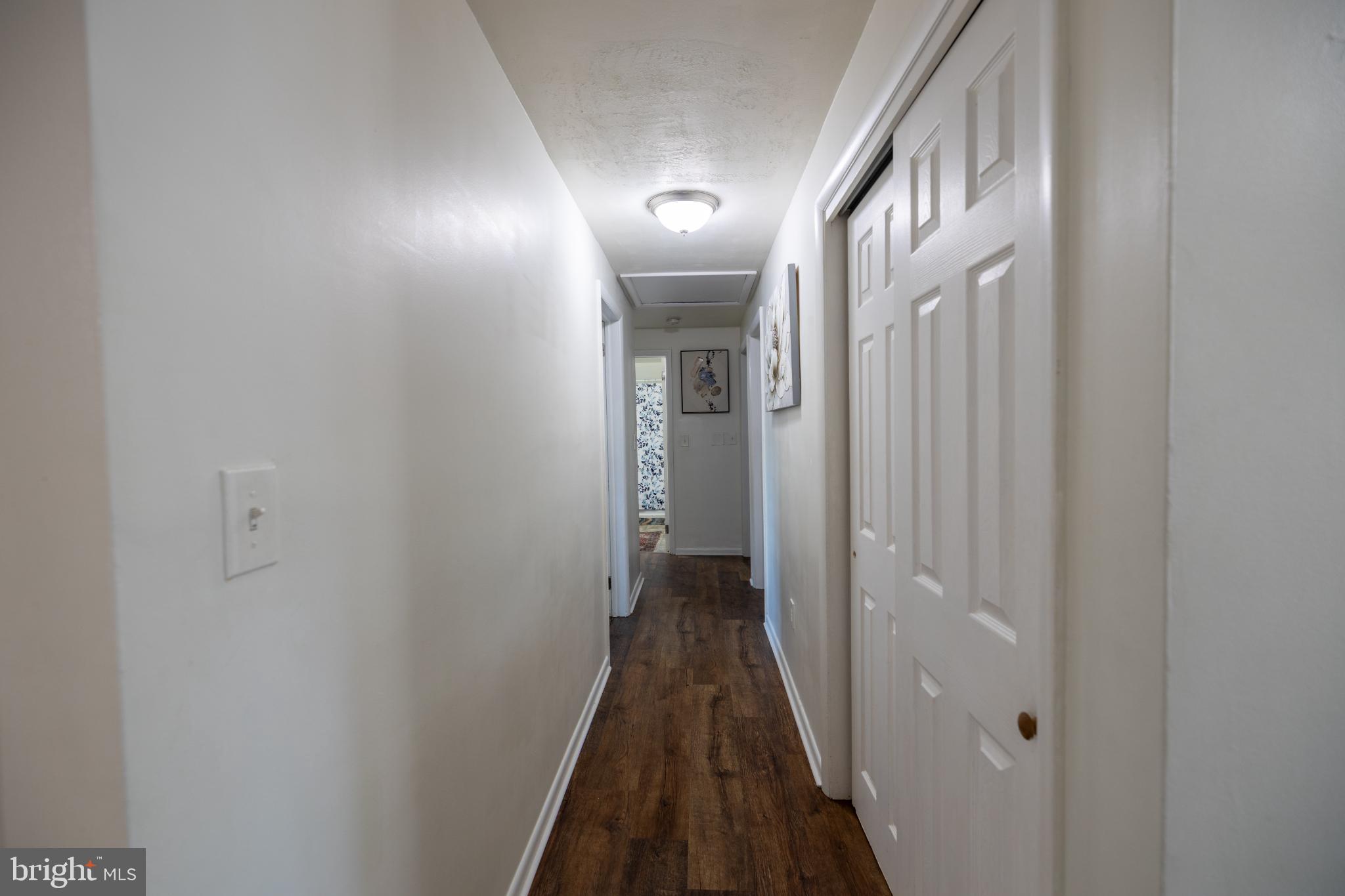 WINDSOR FARMS - Residential