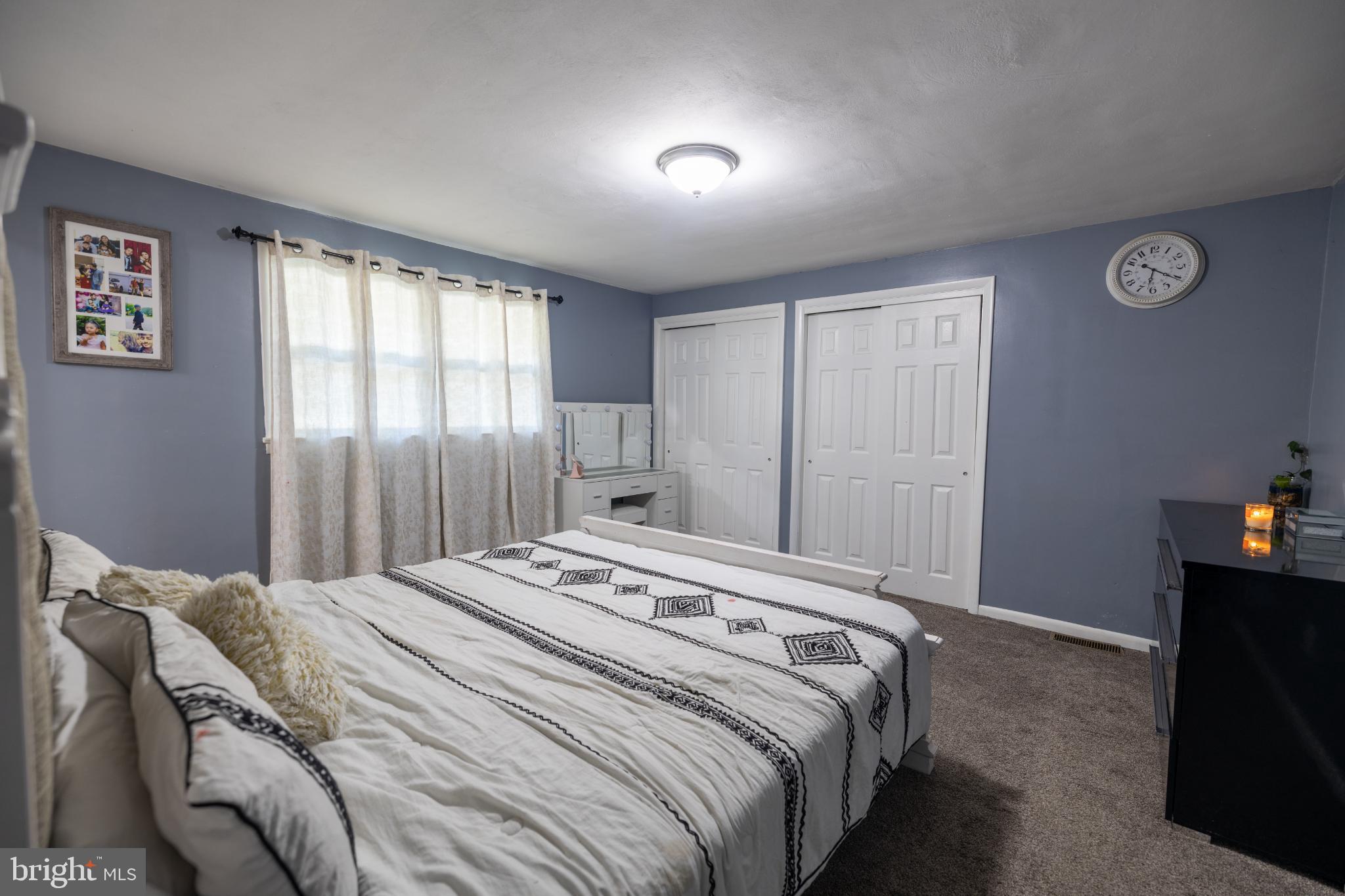 WINDSOR FARMS - Residential