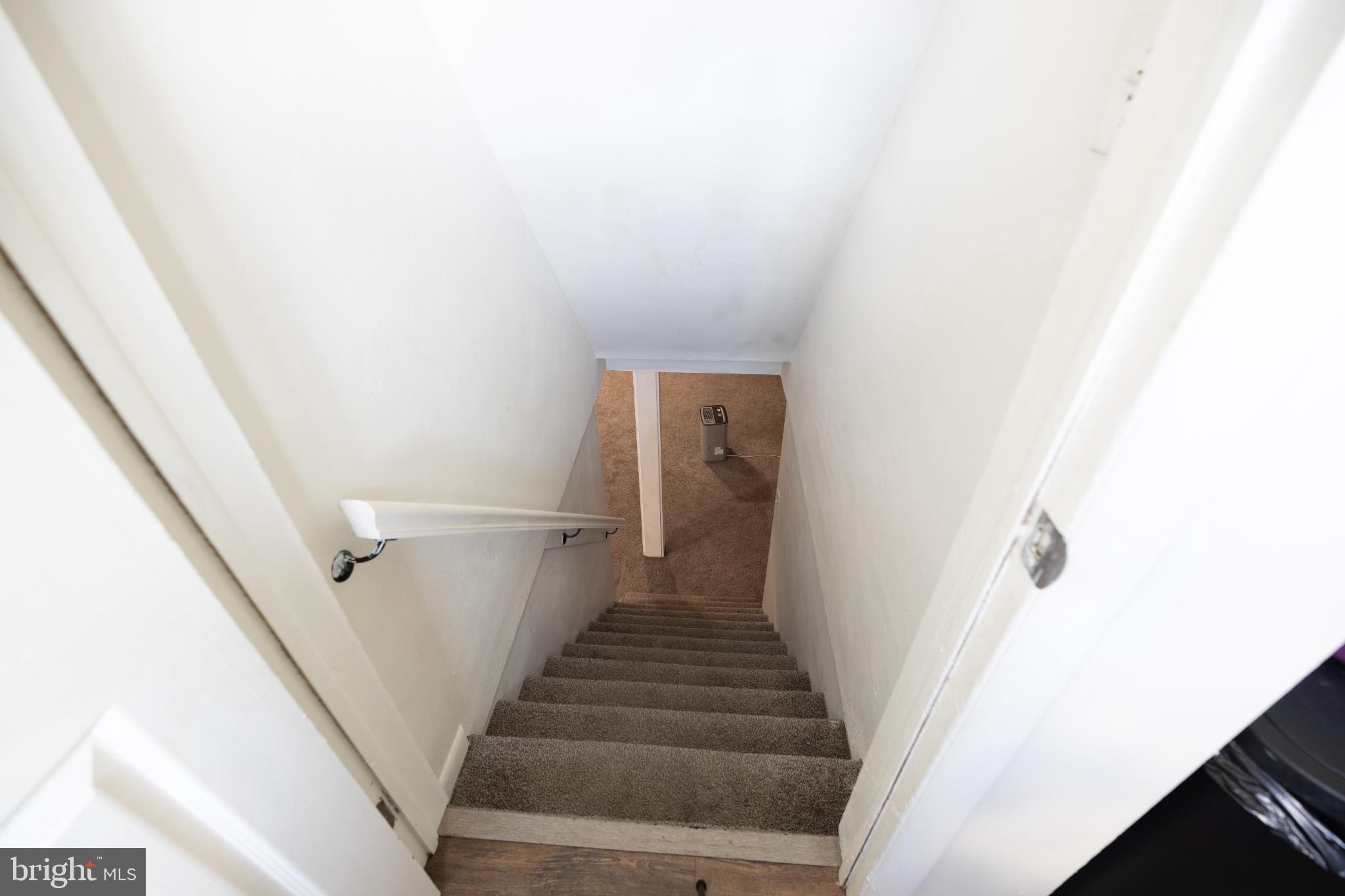 WINDSOR FARMS - Residential