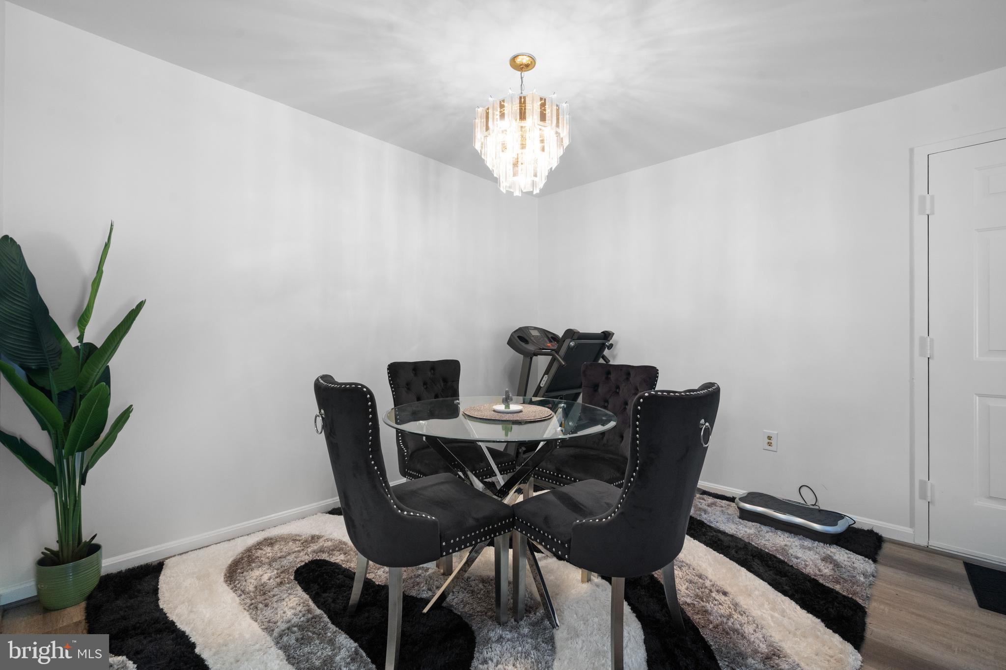 OLDE MILL - Residential