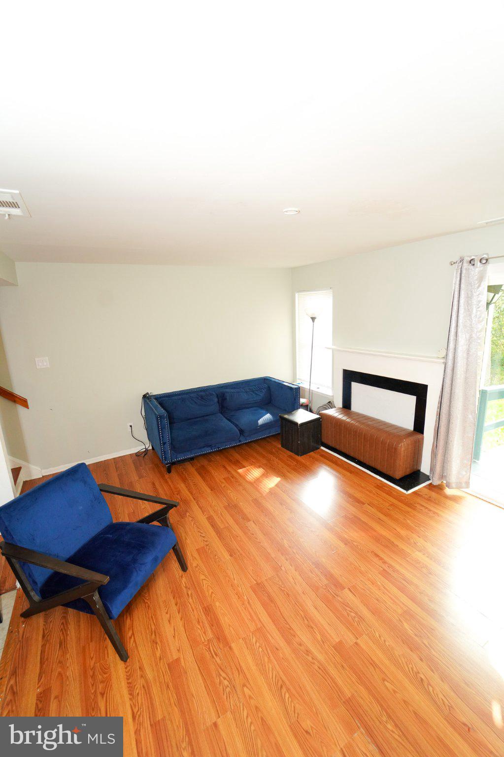 NEW CASTLE - Residential