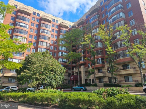 Photo for 2400 CLARENDON BOULEVARD 516