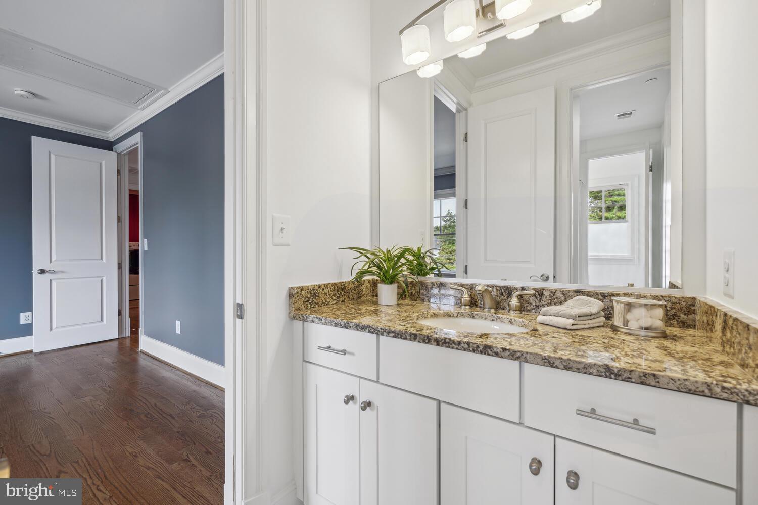 OAKWOOD KNOLLS - Residential