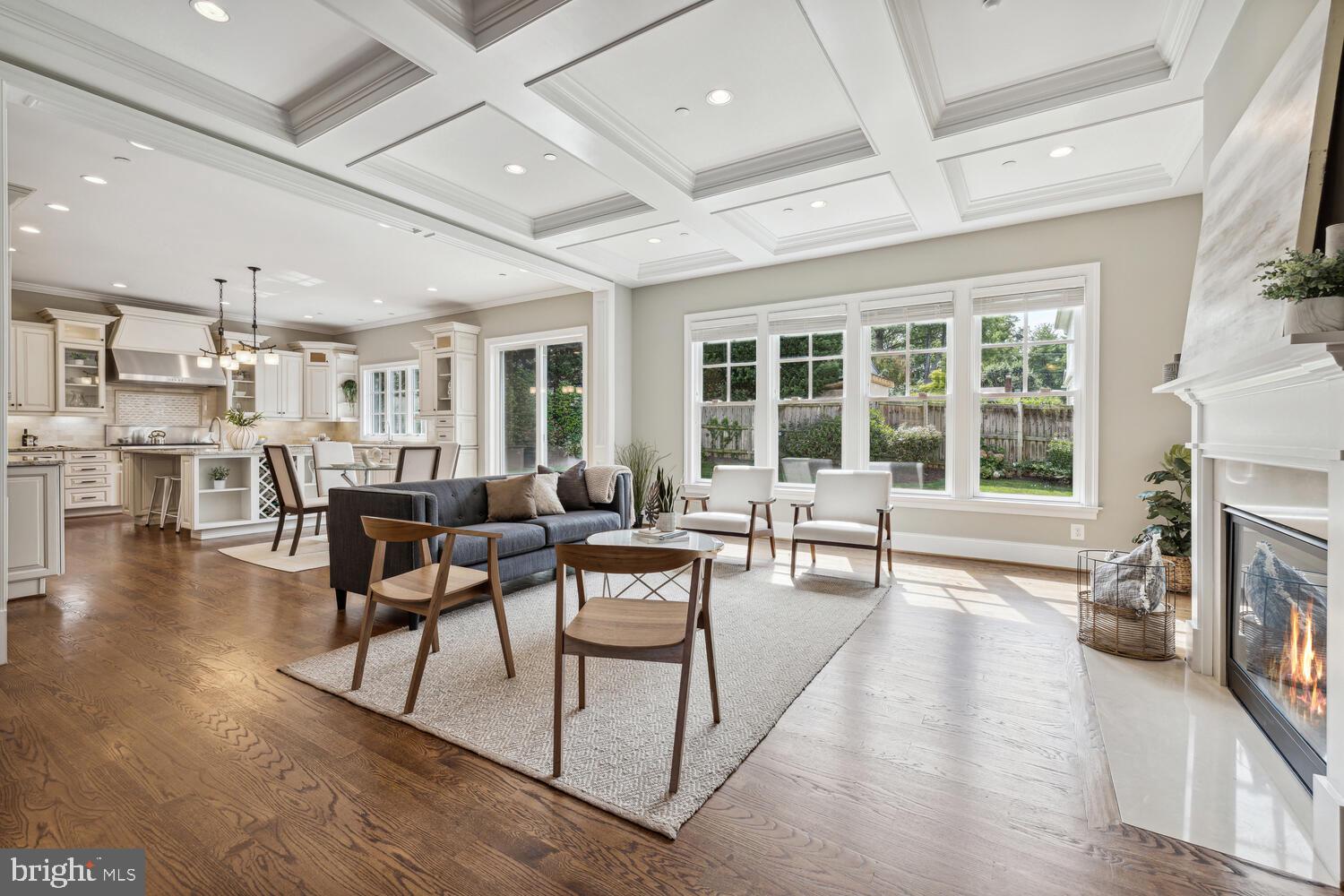 OAKWOOD KNOLLS - Residential