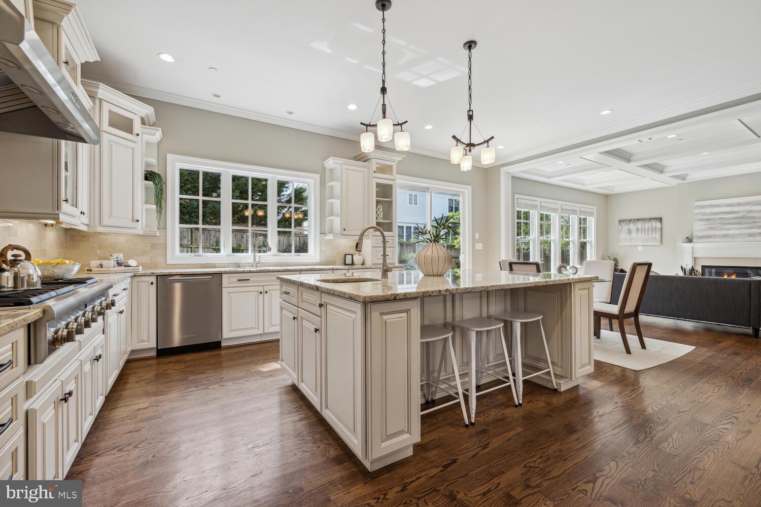 OAKWOOD KNOLLS - Residential