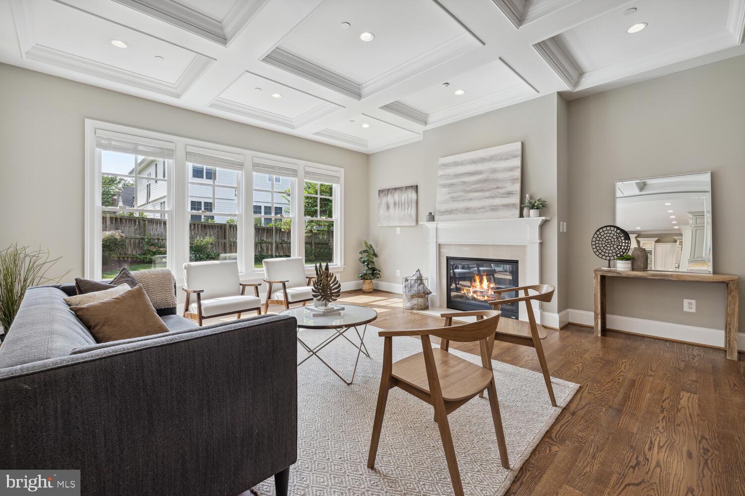 OAKWOOD KNOLLS - Residential