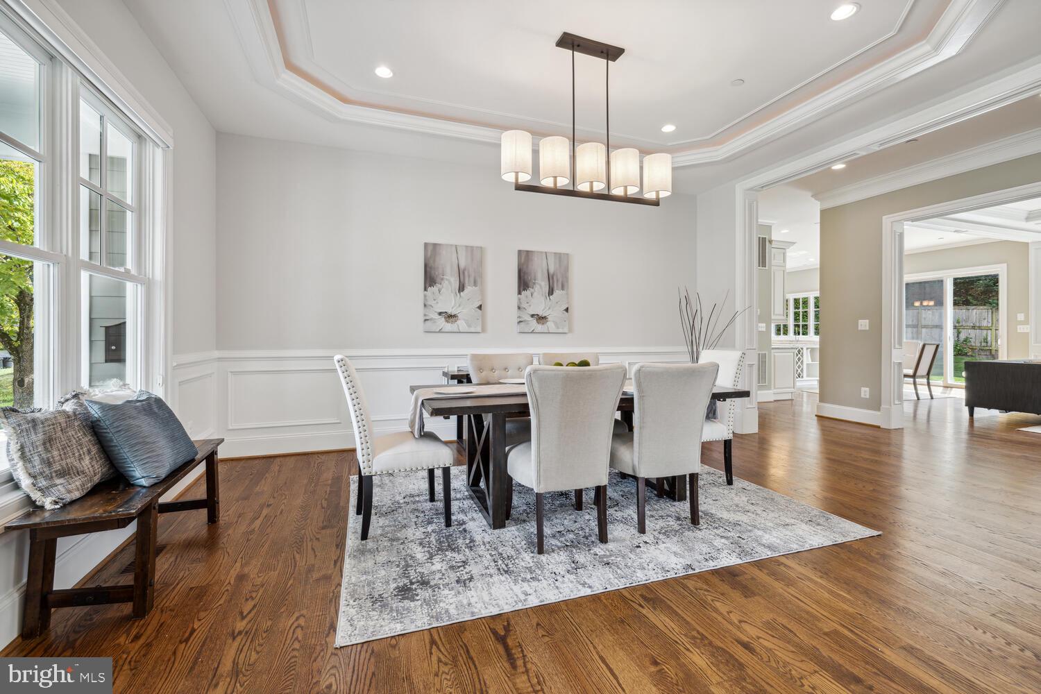 OAKWOOD KNOLLS - Residential