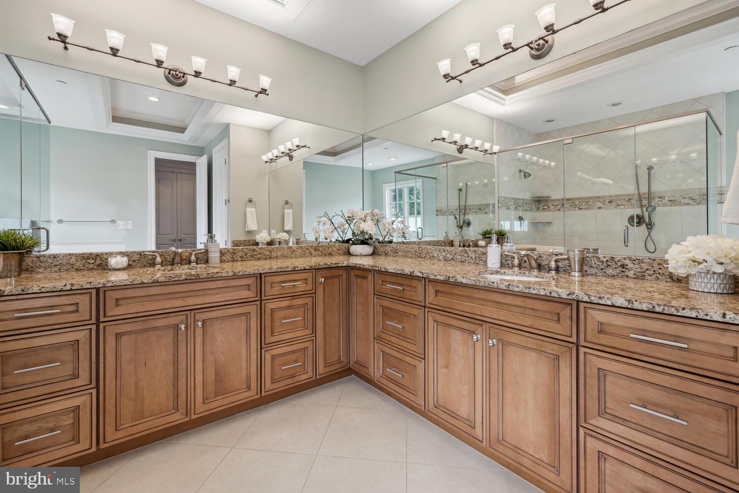 OAKWOOD KNOLLS - Residential