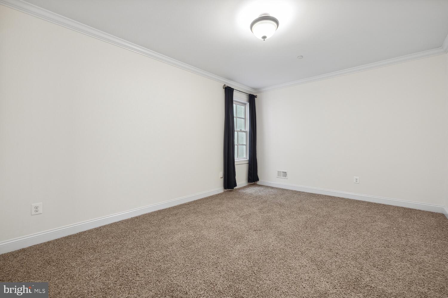 OAKWOOD KNOLLS - Residential