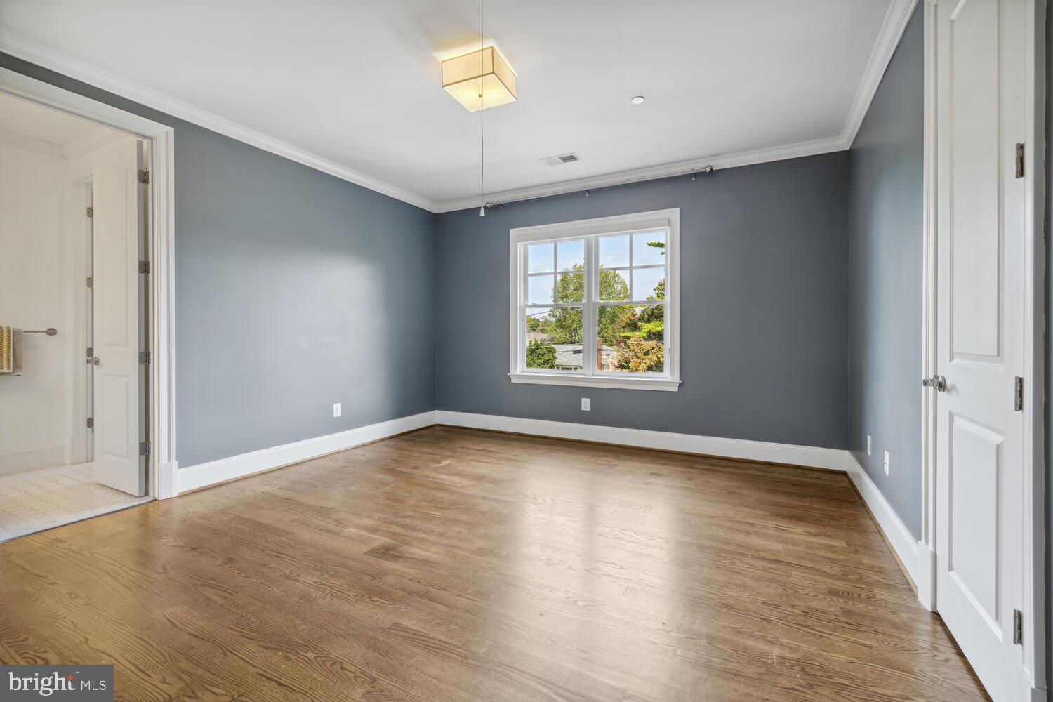 OAKWOOD KNOLLS - Residential