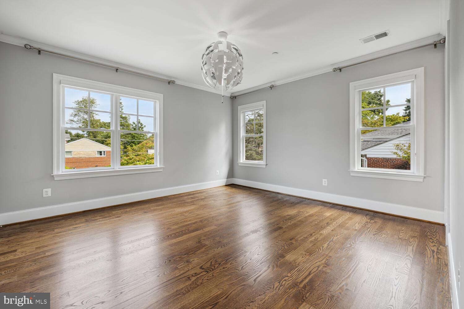 OAKWOOD KNOLLS - Residential