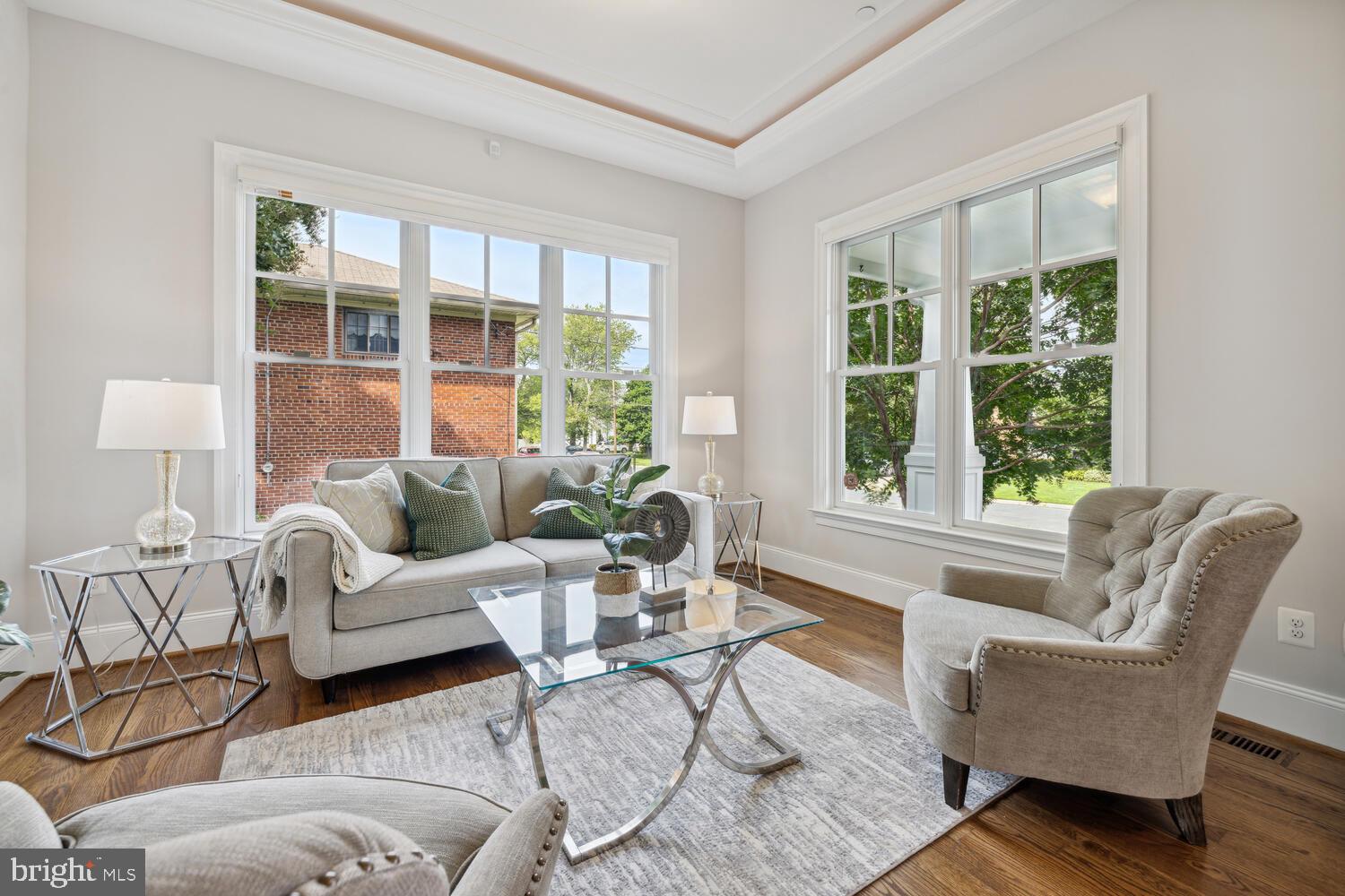 OAKWOOD KNOLLS - Residential