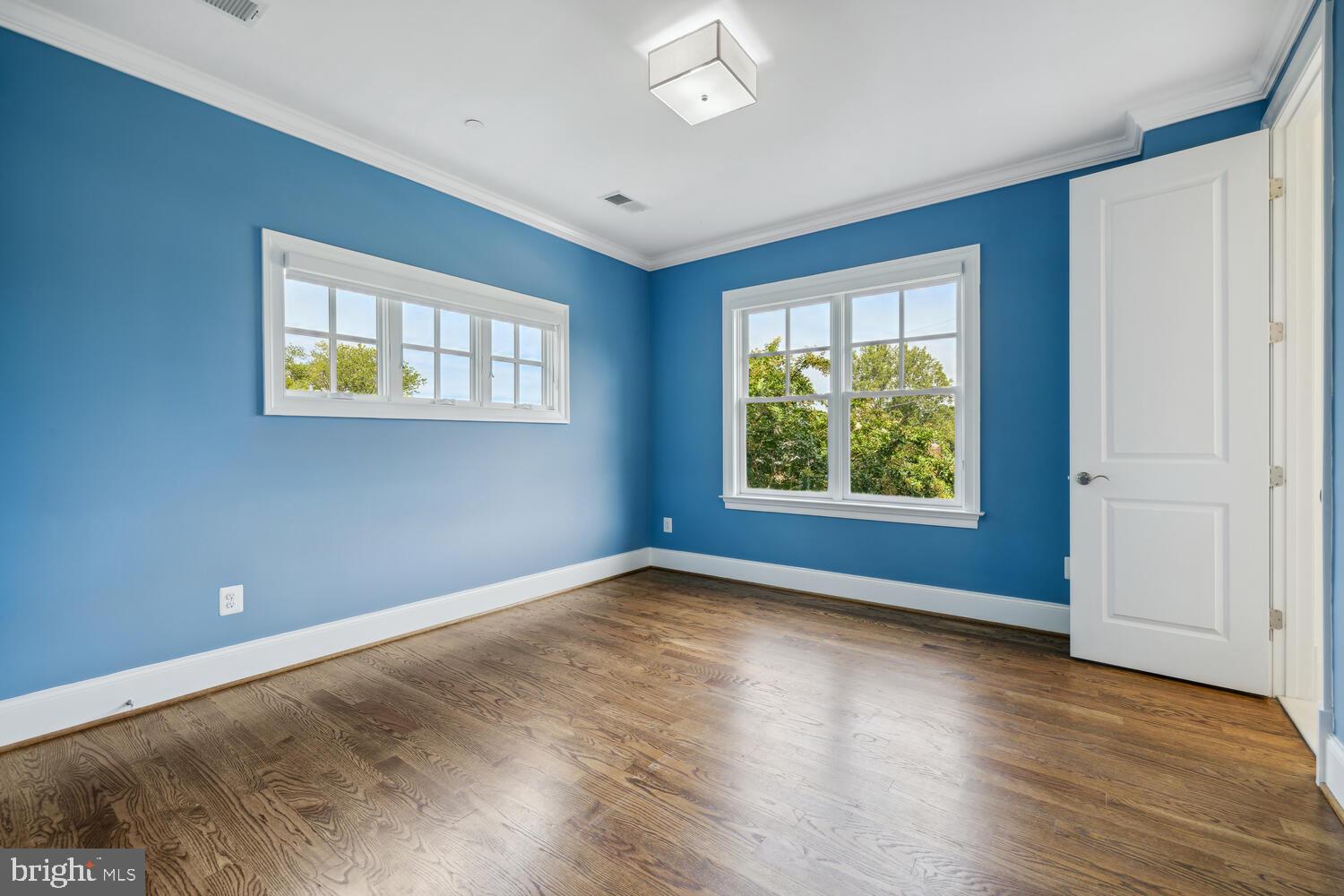 OAKWOOD KNOLLS - Residential