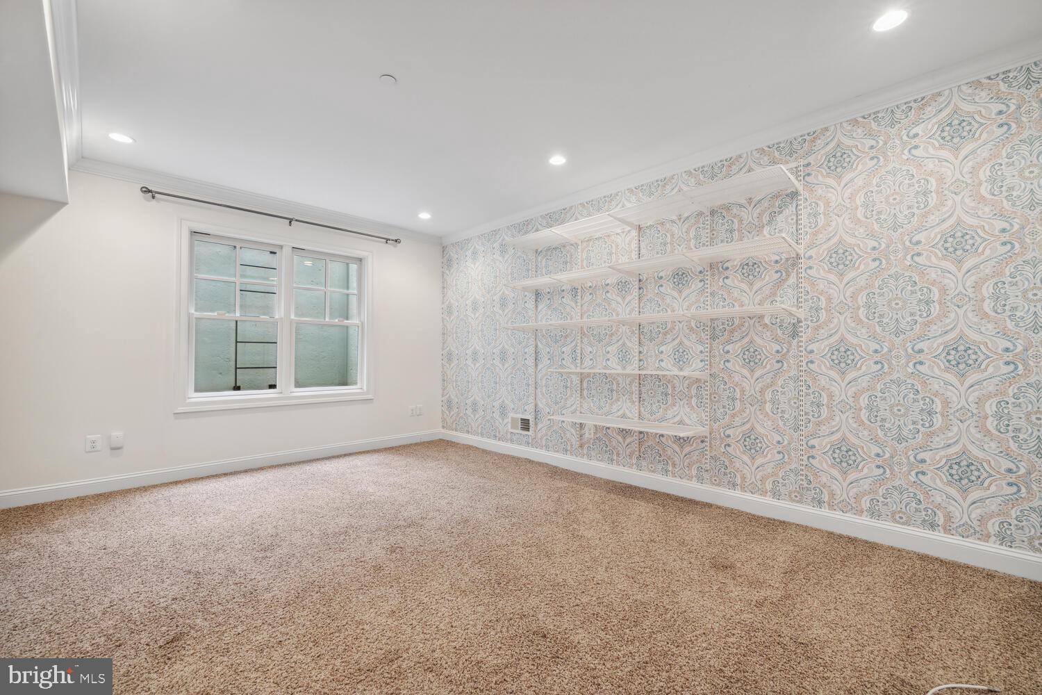 OAKWOOD KNOLLS - Residential