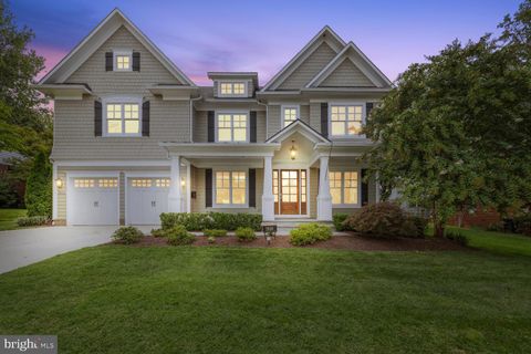 Photo of 7606 GERANIUM ST, BETHESDA, MD 20817 (MLS # MDMC2105582) Photo of 7606 GERANIUM ST, BETHESDA, MD 20817 (MLS # MDMC2105582)