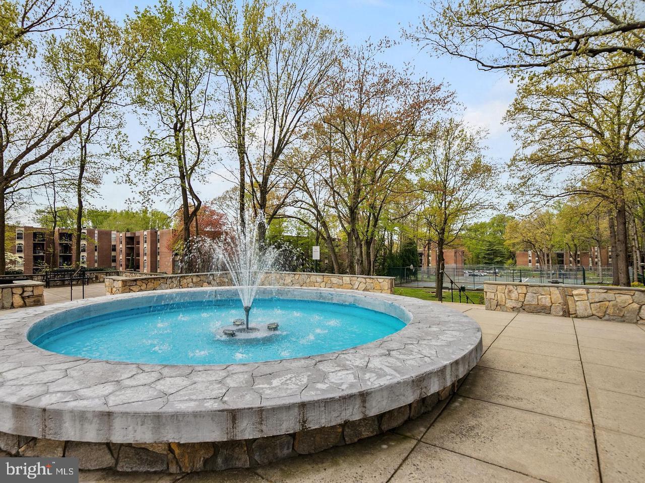 WOODBURN VILLAGE - Residential Lease