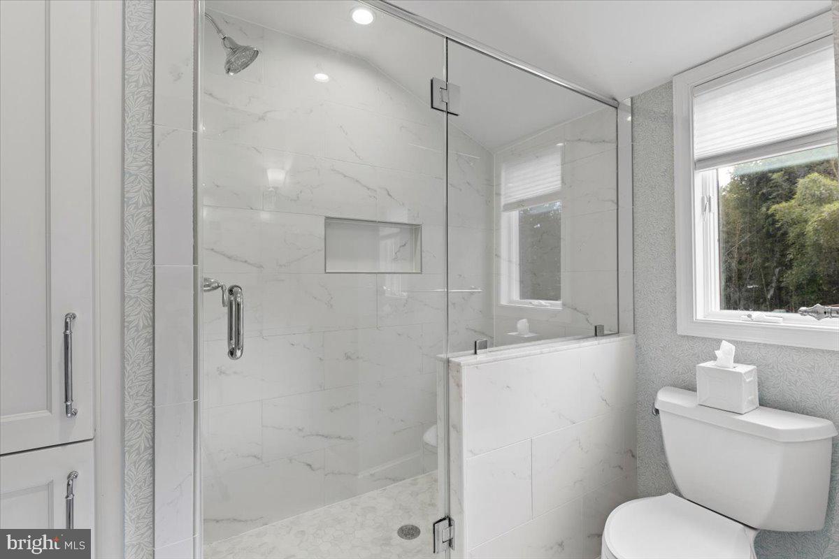 ROLLINGWOOD - Residential