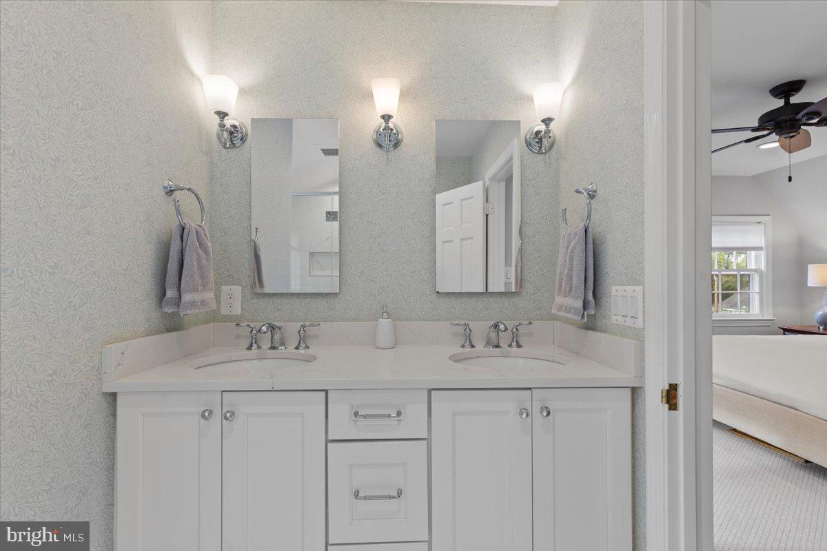 ROLLINGWOOD - Residential