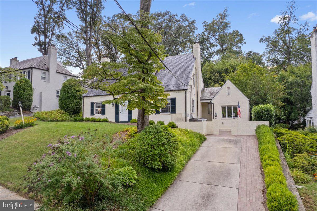 ROLLINGWOOD - Residential