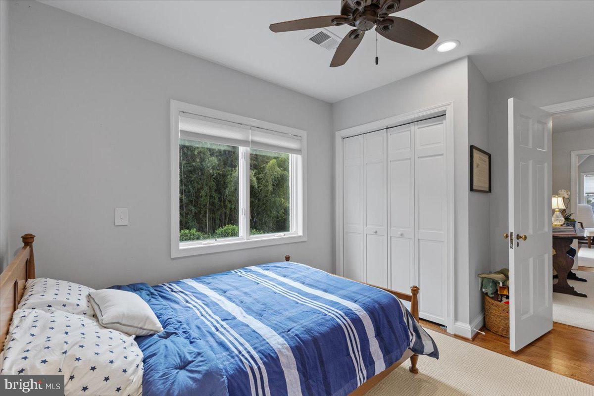 ROLLINGWOOD - Residential