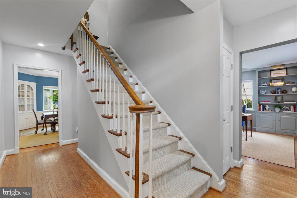 ROLLINGWOOD - Residential