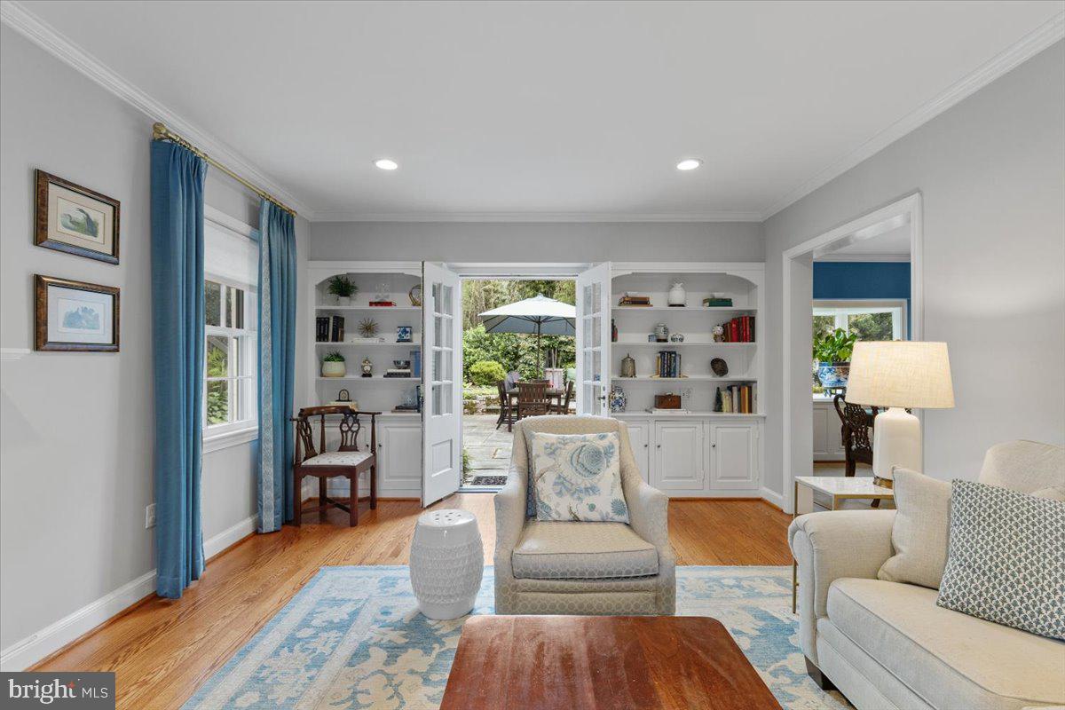 ROLLINGWOOD - Residential