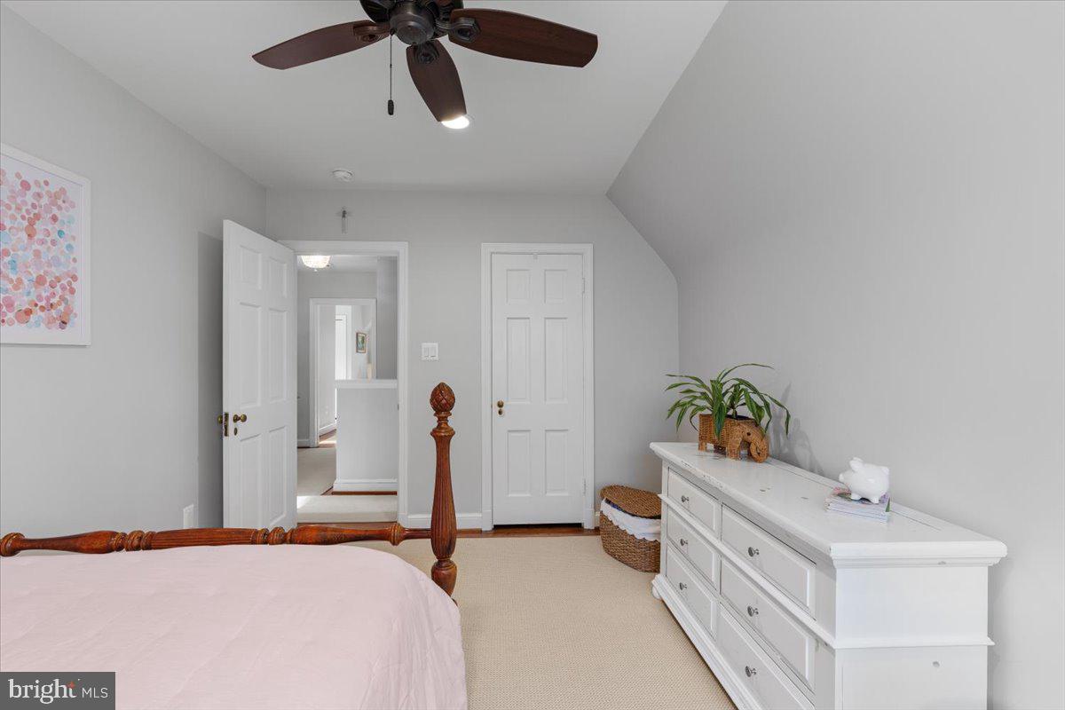 ROLLINGWOOD - Residential