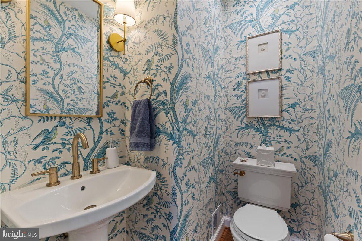 ROLLINGWOOD - Residential