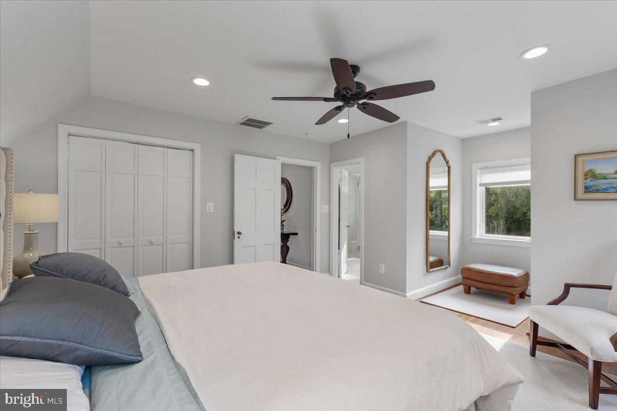 ROLLINGWOOD - Residential