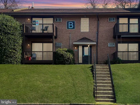 1016 W Baltimore Pike Unit B6, Media, PA MLS: PADE2089614