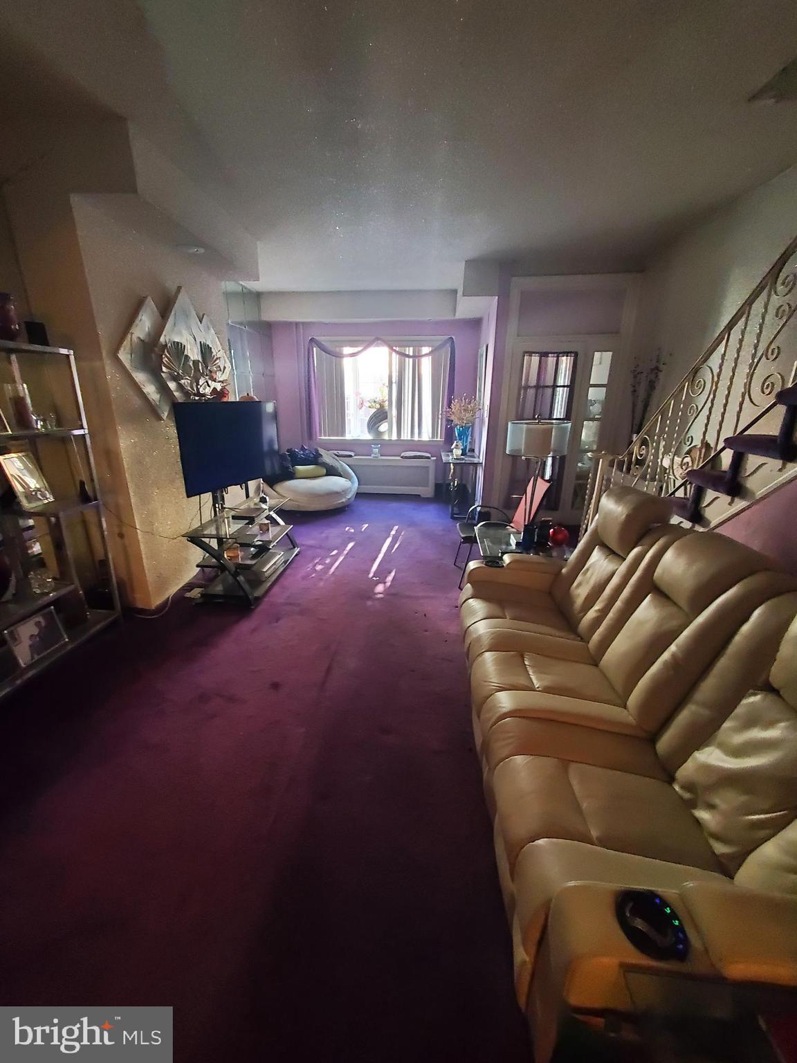 POINT BREEZE - Residential