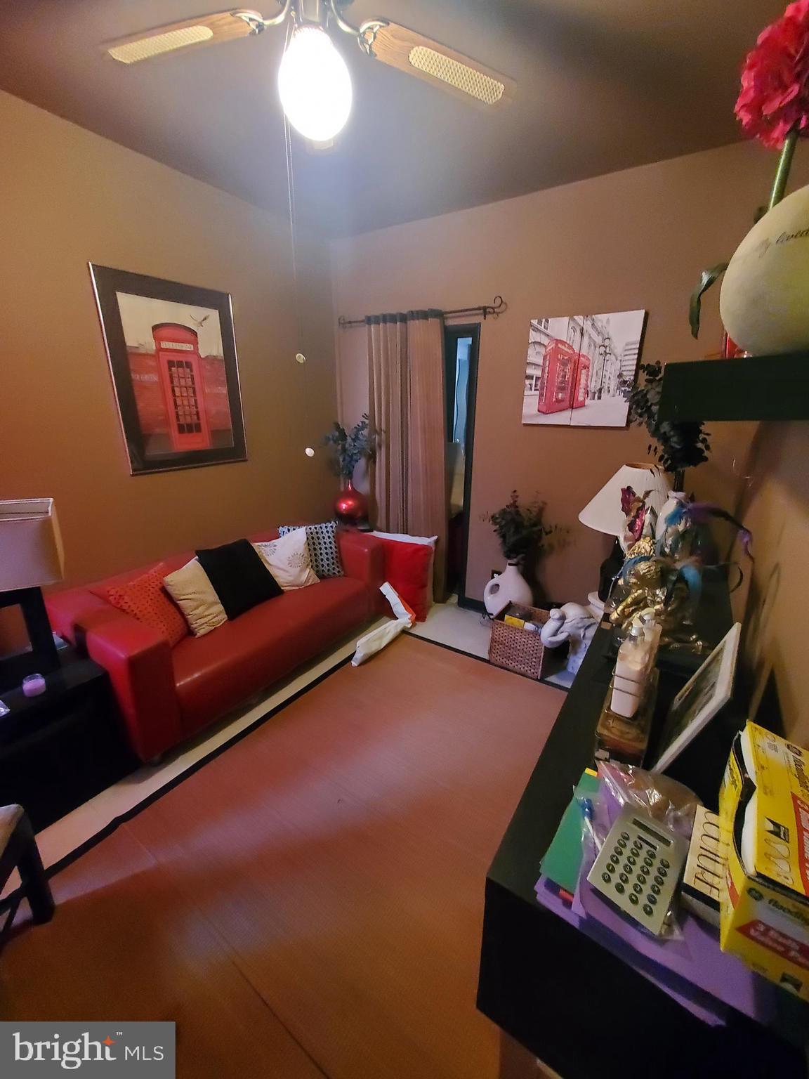 POINT BREEZE - Residential