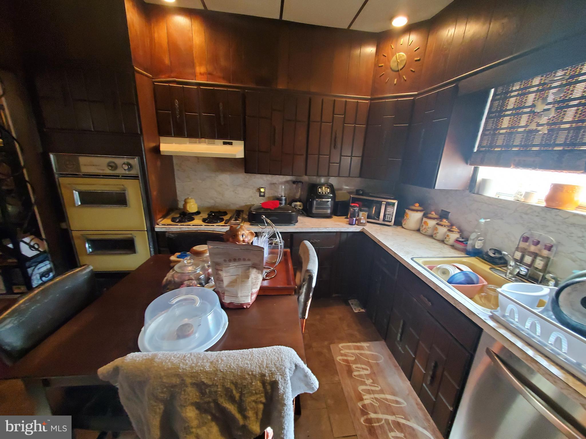 POINT BREEZE - Residential