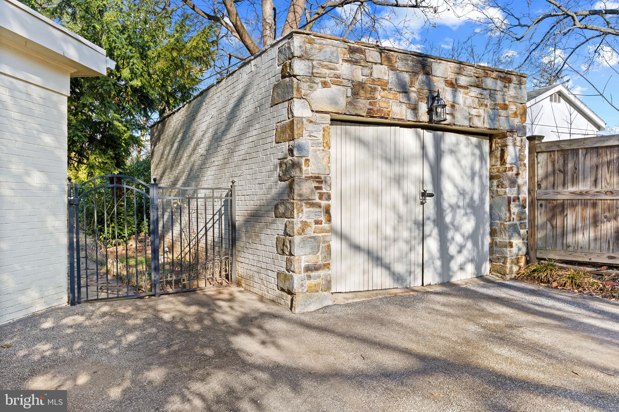 BELLONA-GITTINGS HISTORIC DISTRICT - Residential