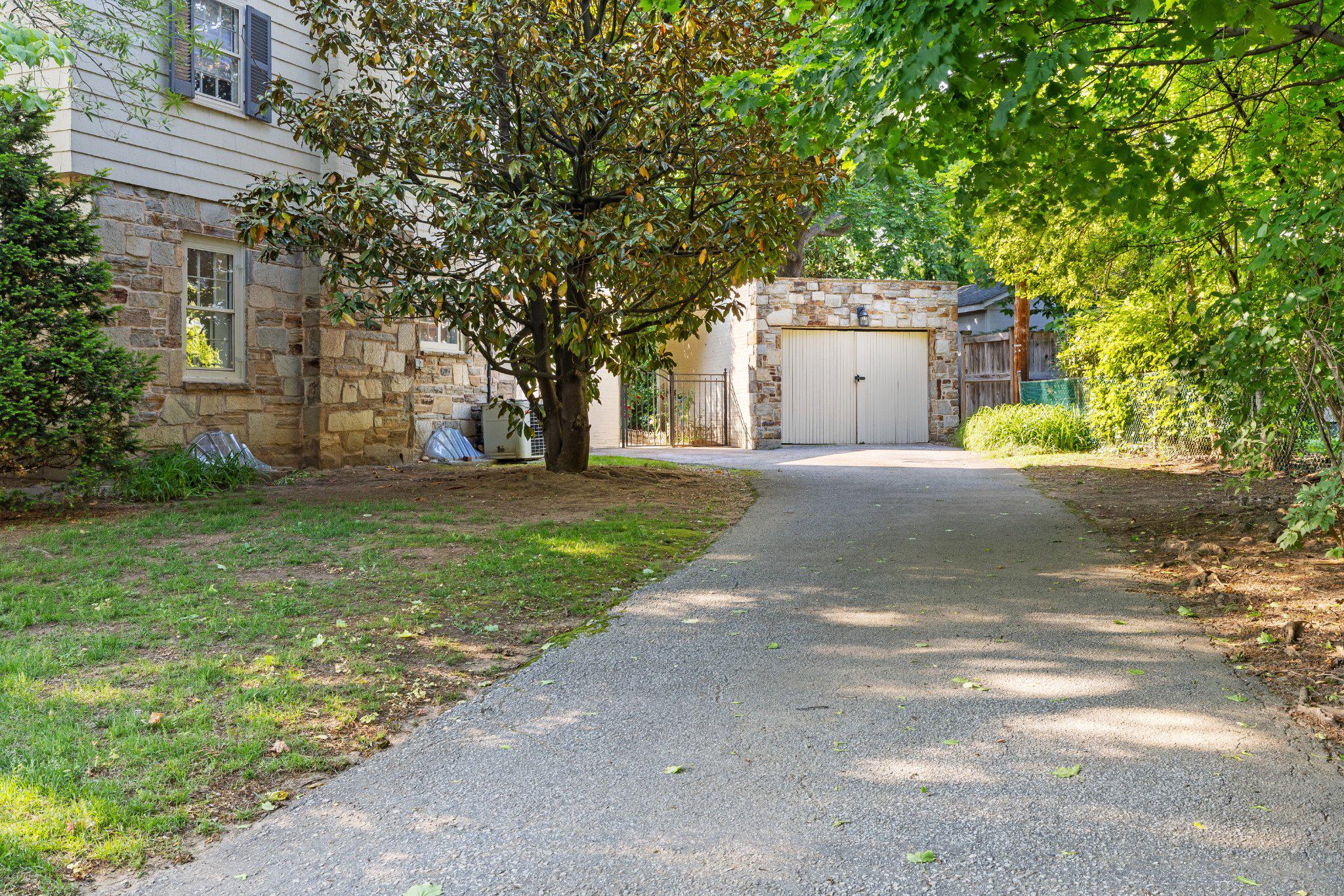 BELLONA-GITTINGS HISTORIC DISTRICT - Residential