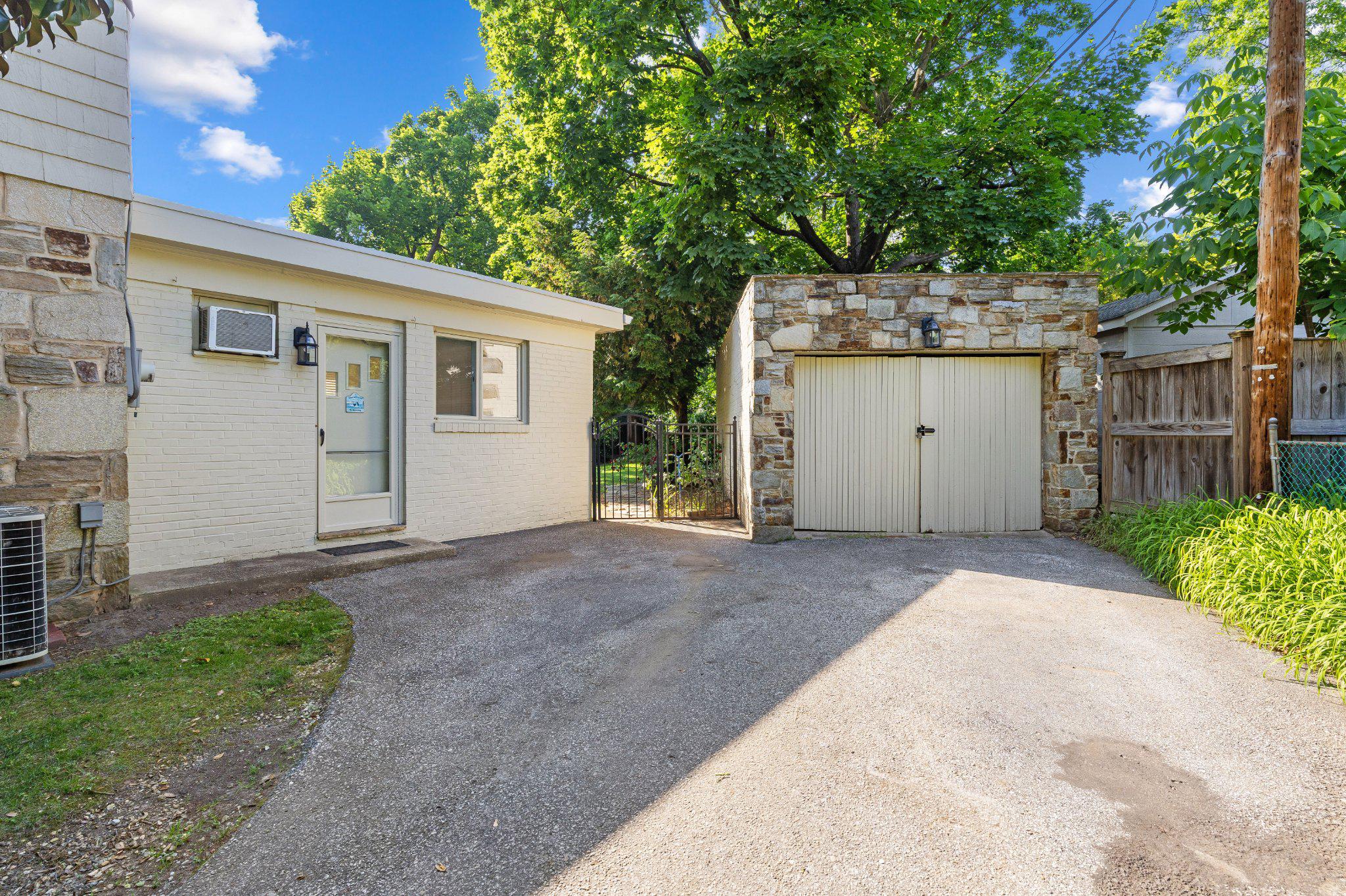 BELLONA-GITTINGS HISTORIC DISTRICT - Residential