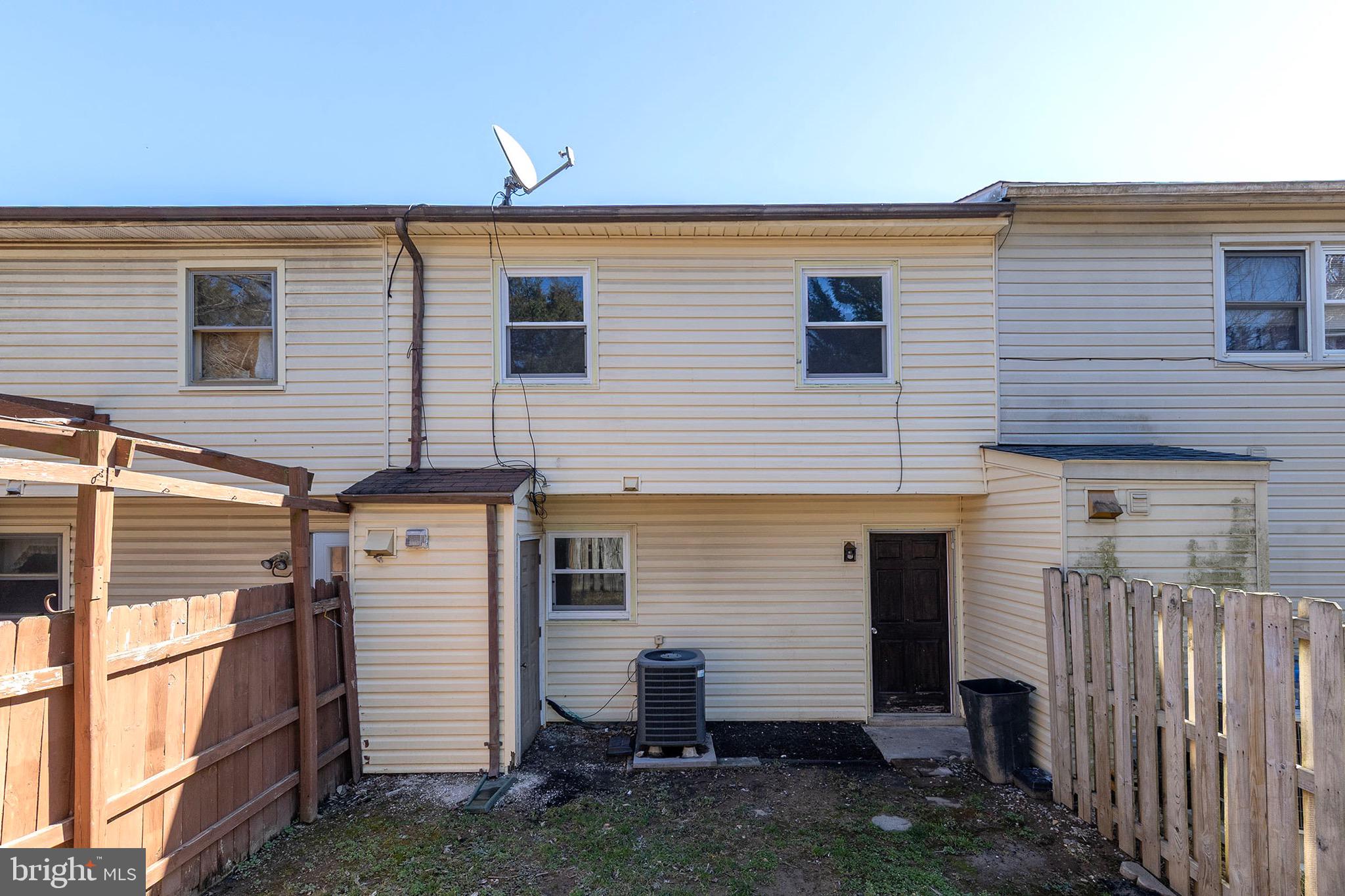 ASH HOLLOW ESTATES - Residential