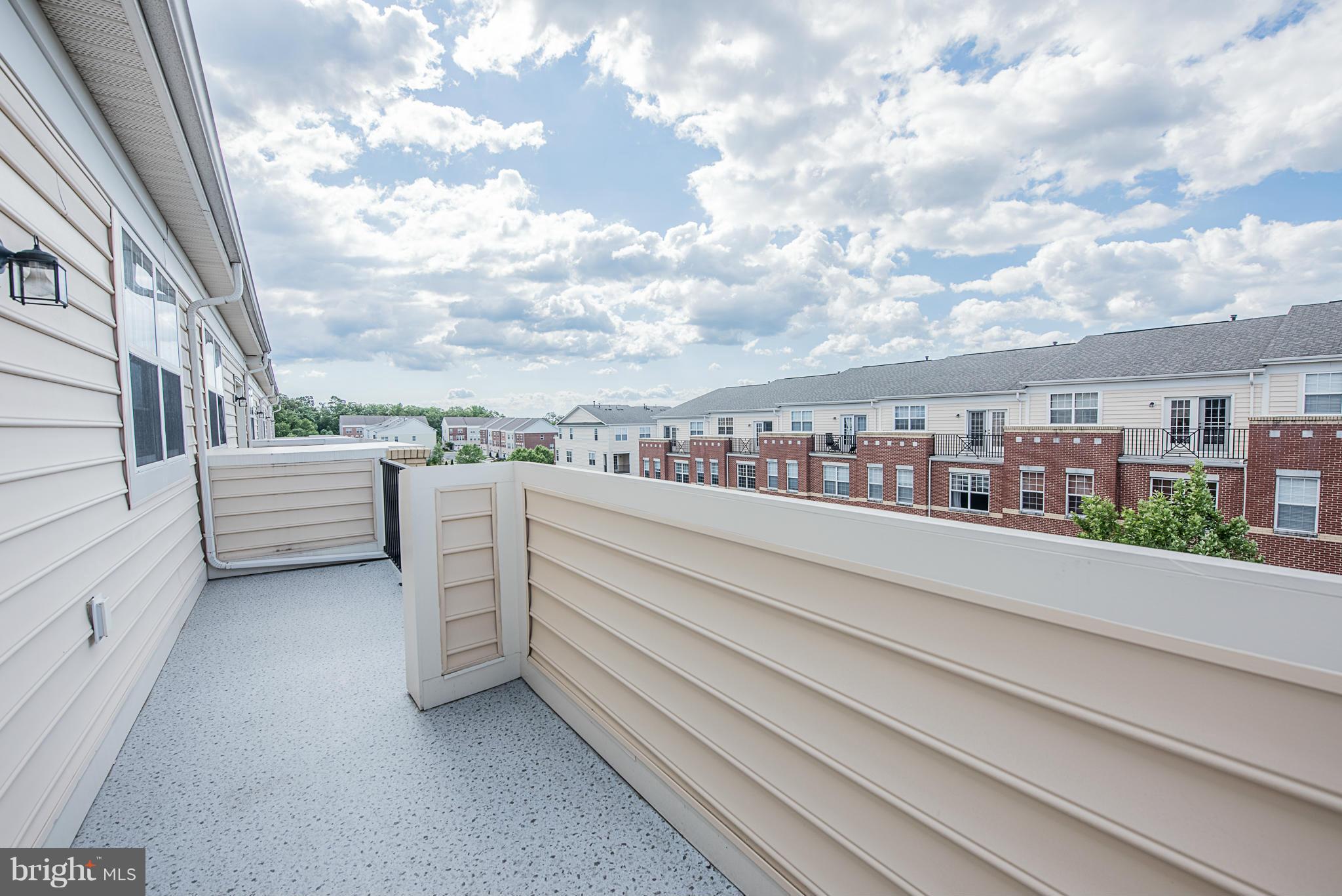 RESIDENCES AT BRAMBLETON - Residential Lease