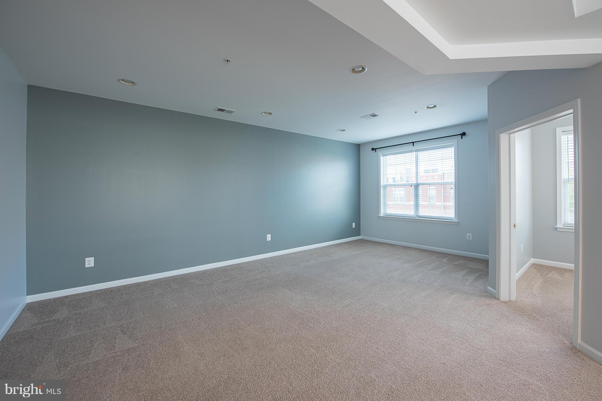 RESIDENCES AT BRAMBLETON - Residential Lease