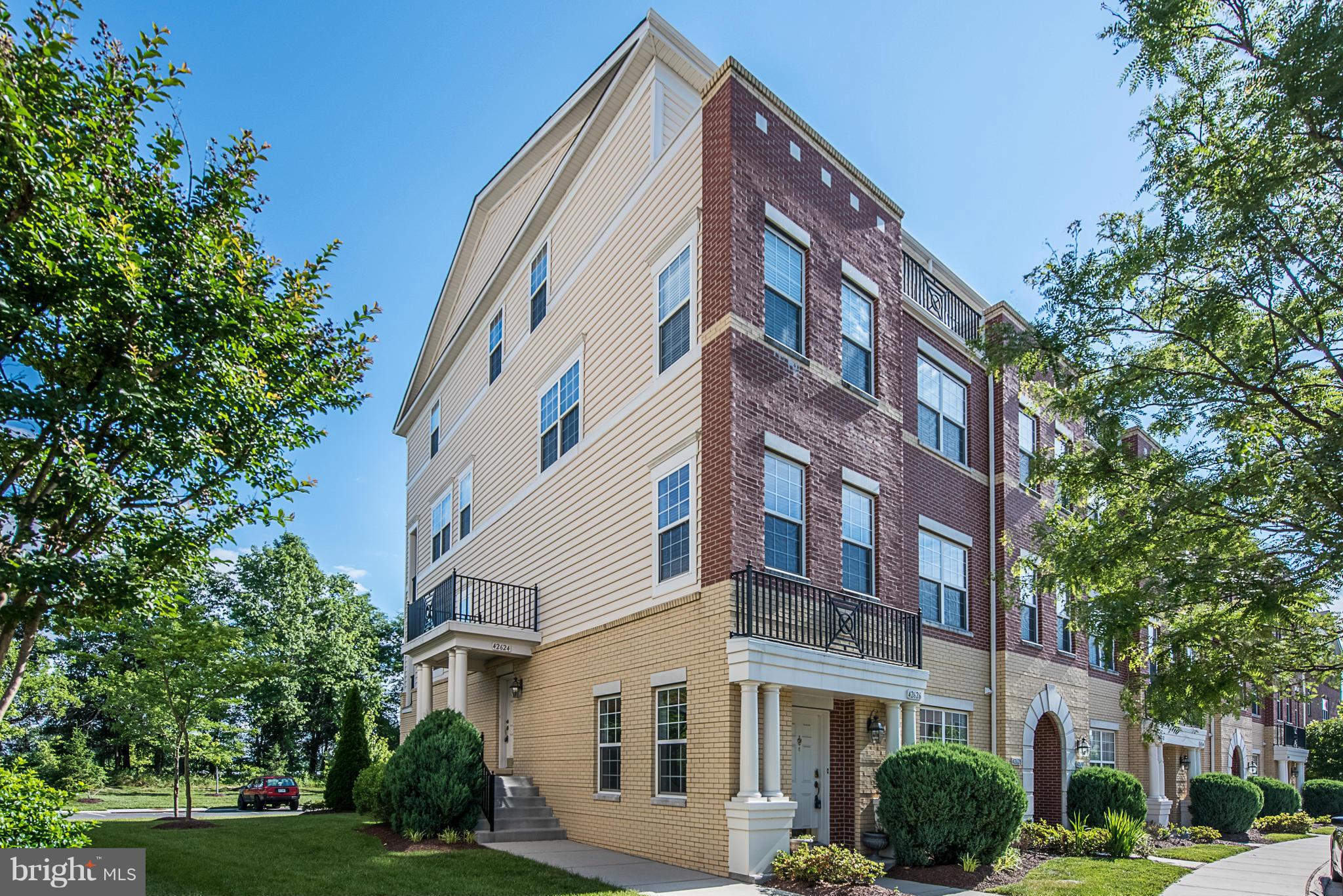 RESIDENCES AT BRAMBLETON - Residential Lease