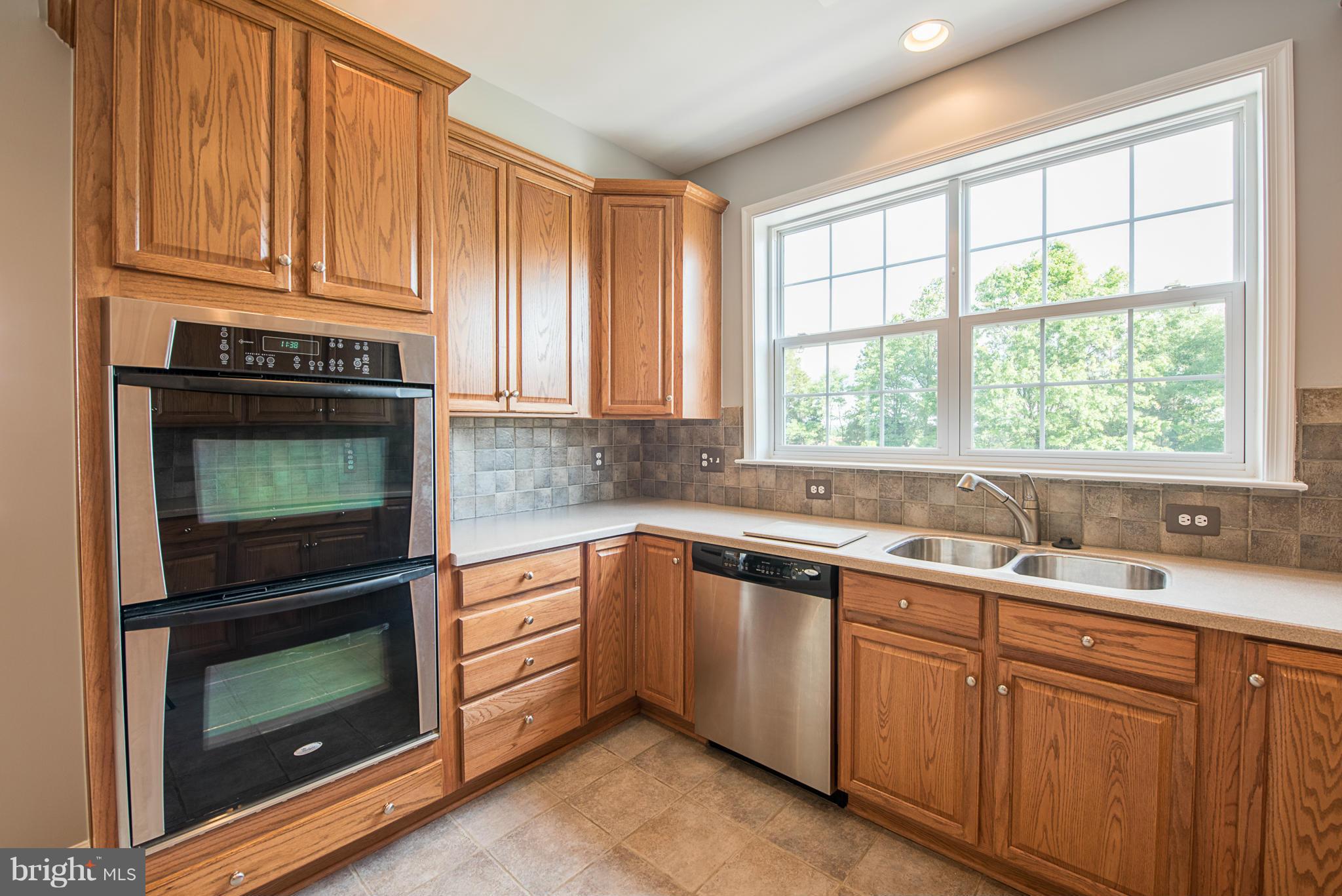 RESIDENCES AT BRAMBLETON - Residential Lease