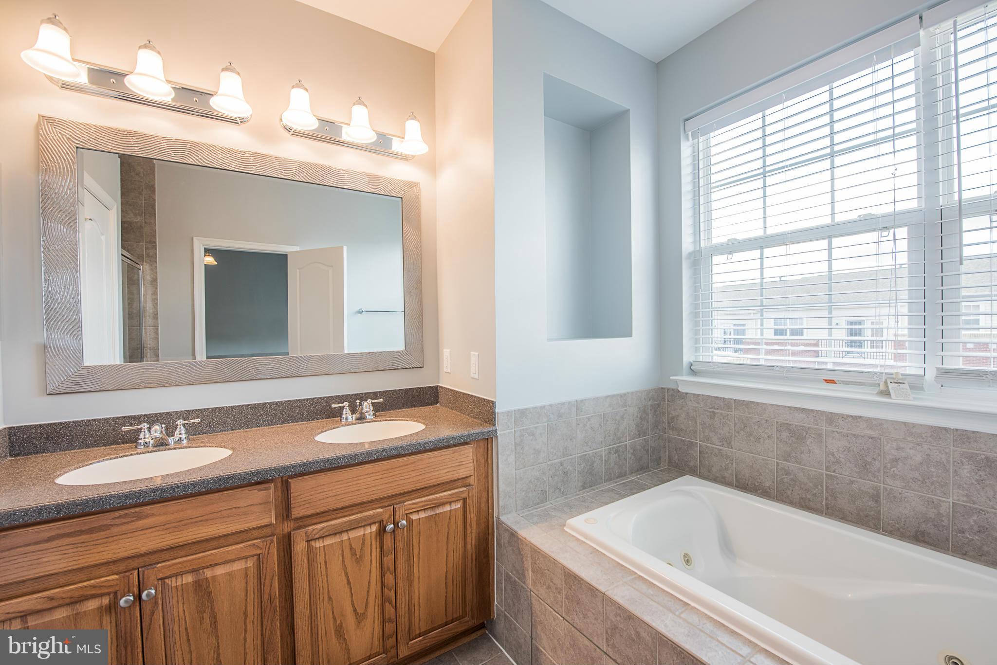 RESIDENCES AT BRAMBLETON - Residential Lease