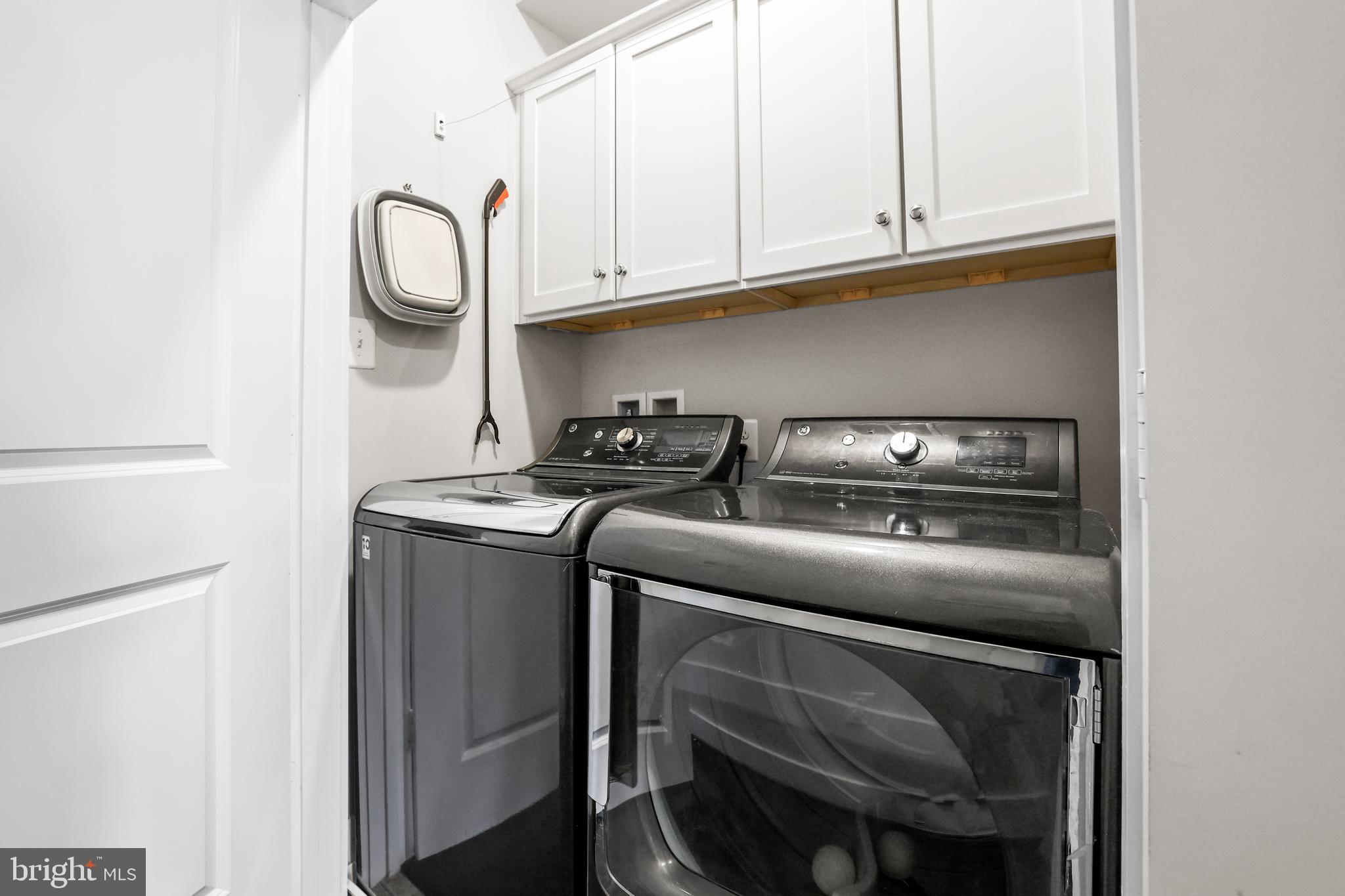 CARVER PLACE - Residential Lease