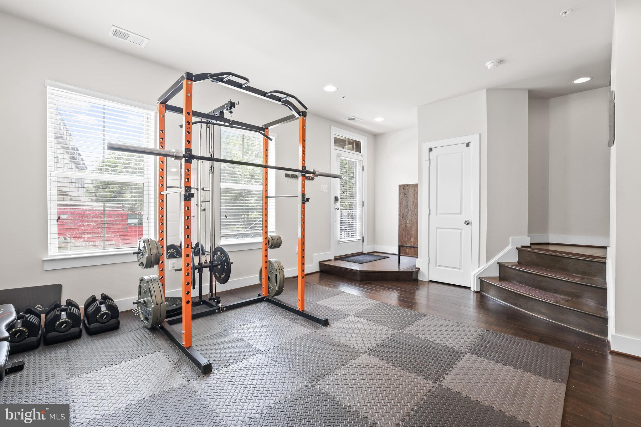 CARVER PLACE - Residential Lease