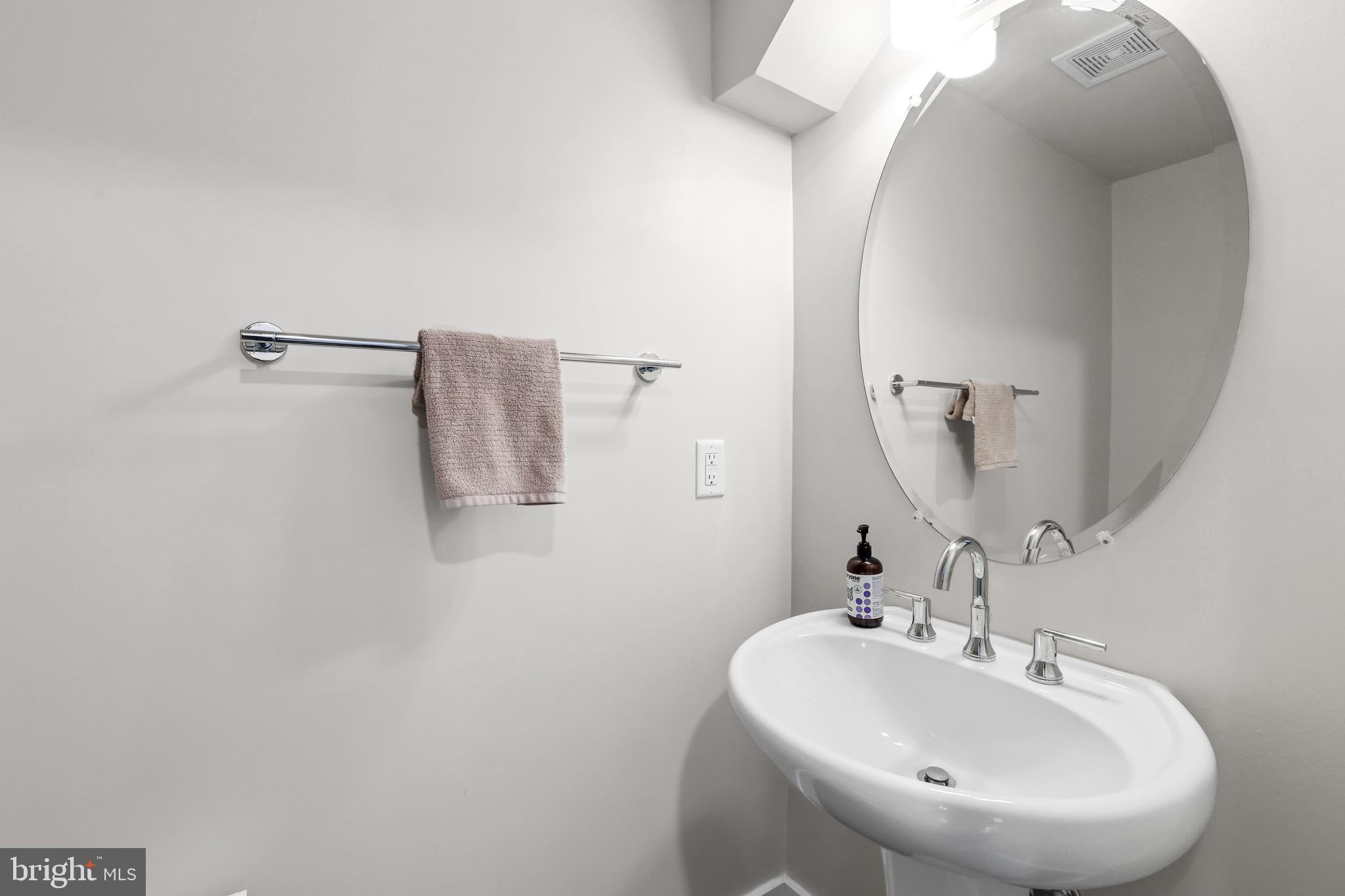 CARVER PLACE - Residential Lease