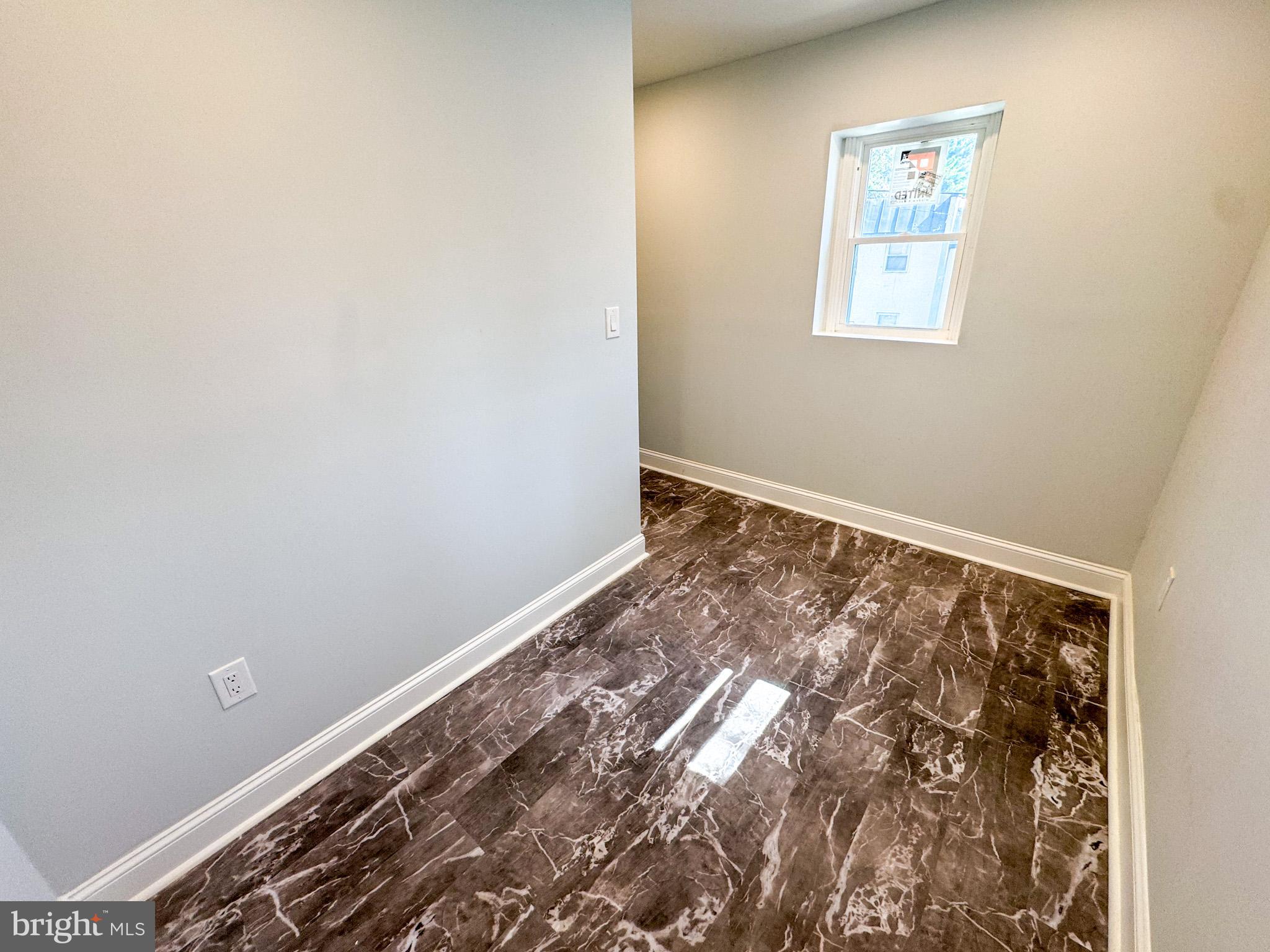 GERMANTOWN (EAST) - Residential