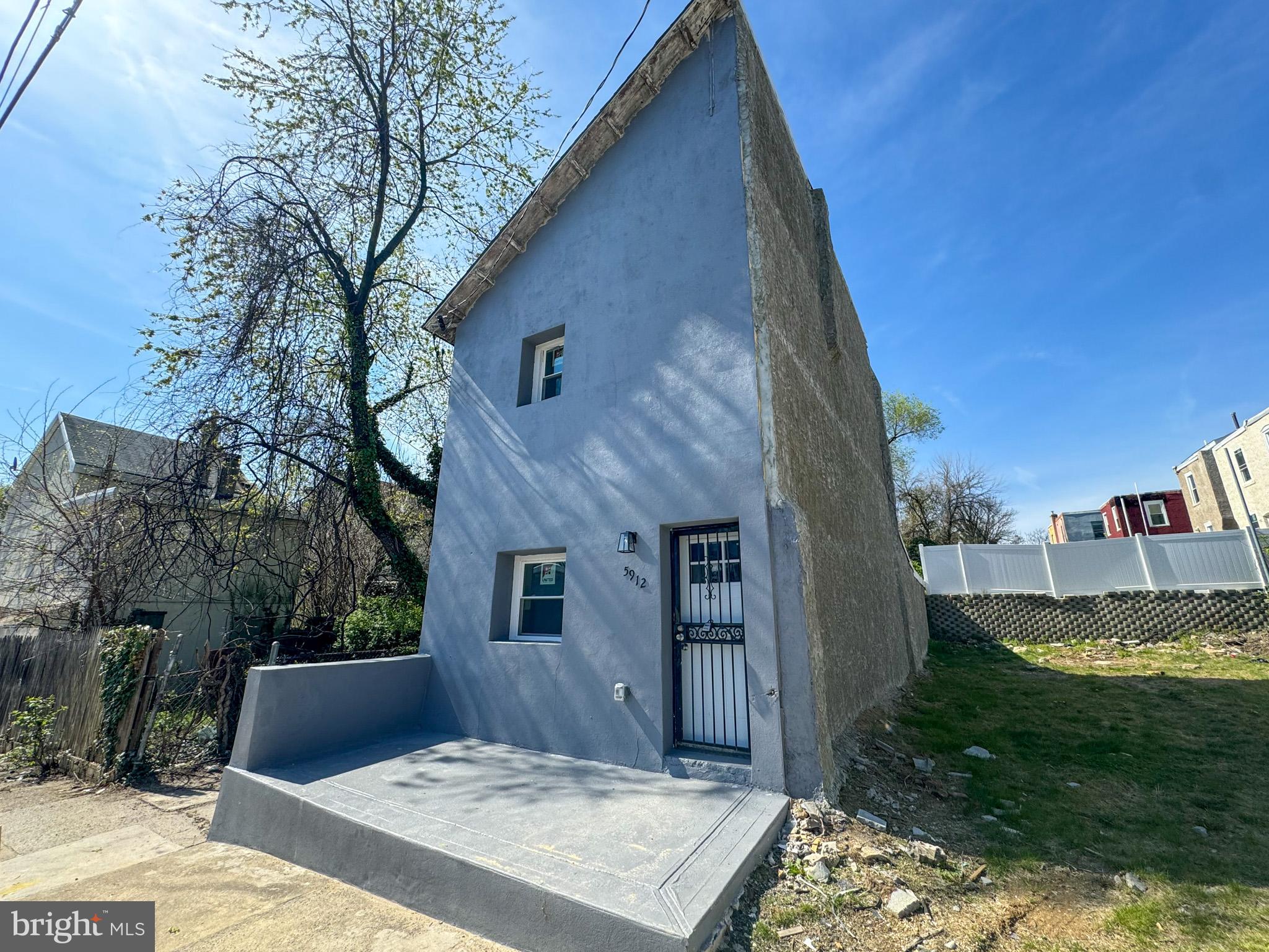 GERMANTOWN (EAST) - Residential