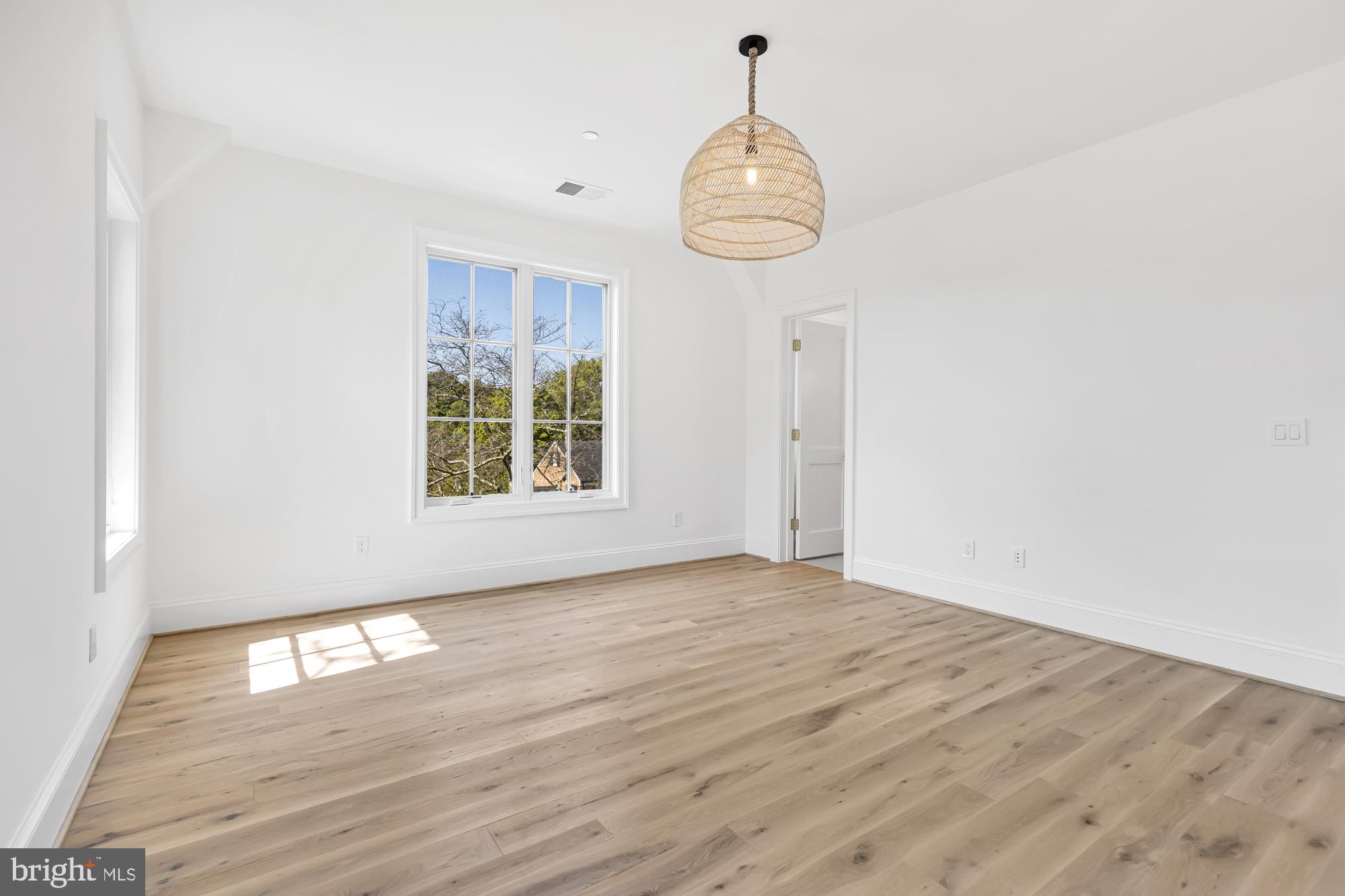 KENWOOD - Residential