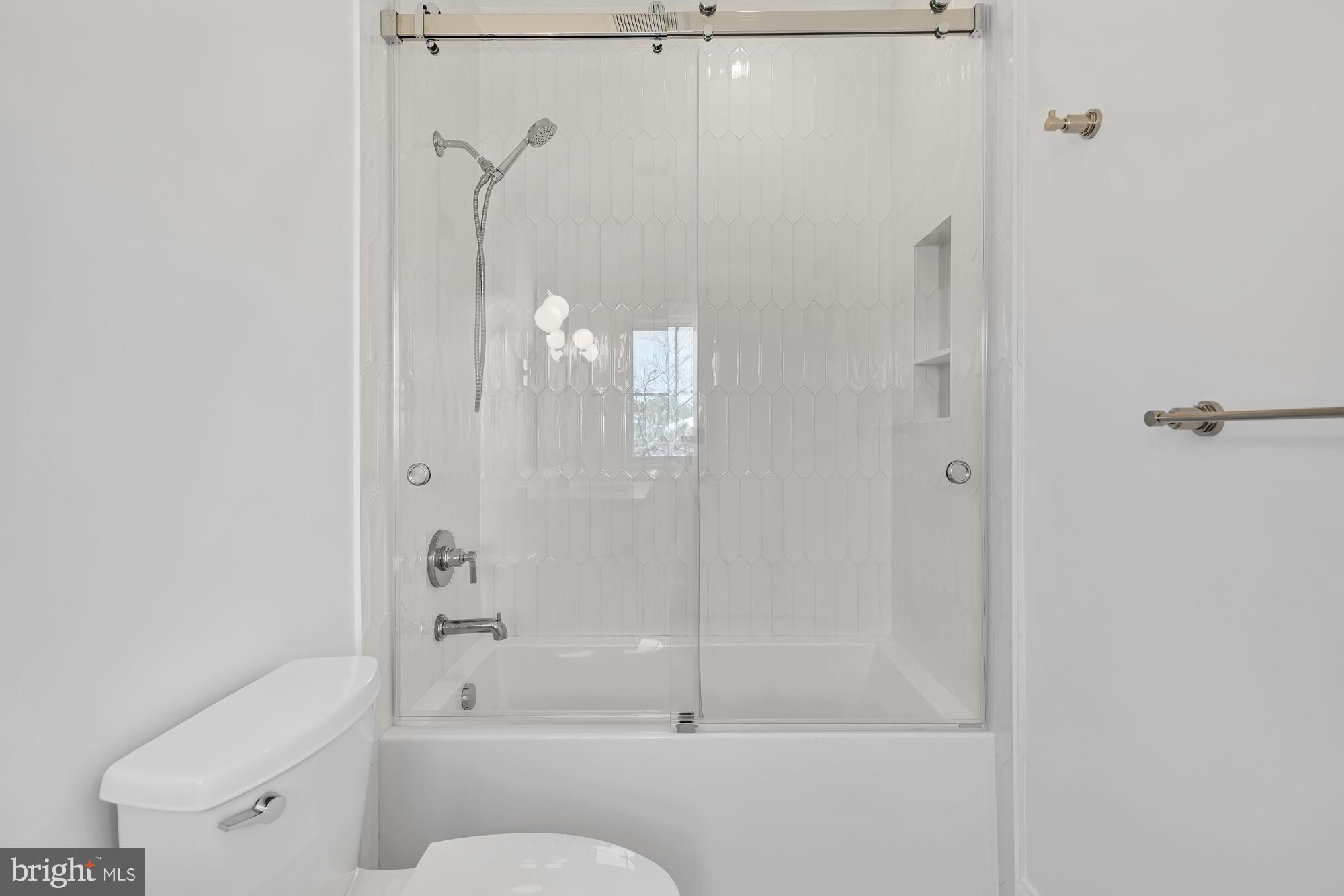 KENWOOD - Residential